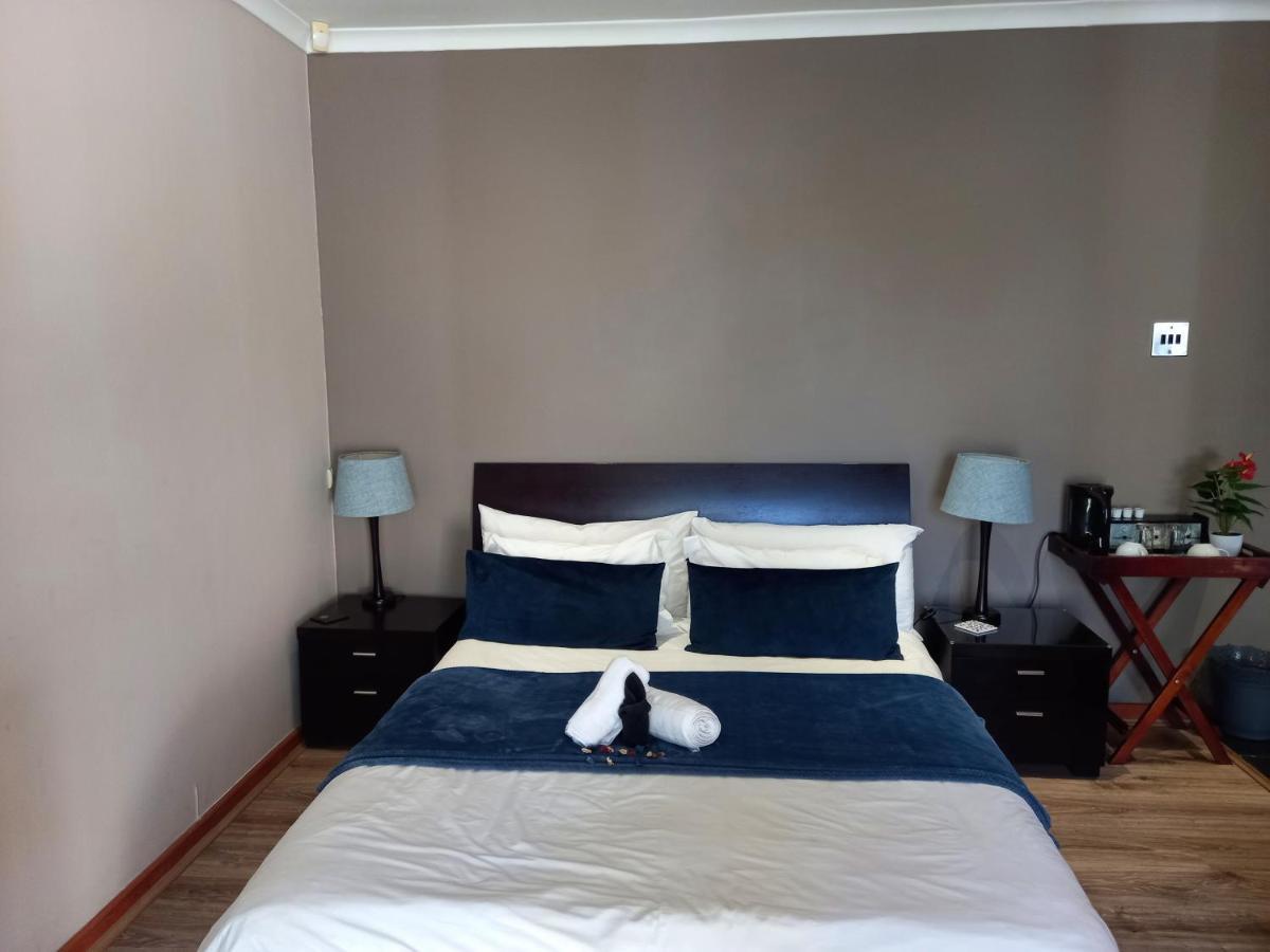 Mandalay Beach Guest House Bloubergstrand Eksteriør bilde